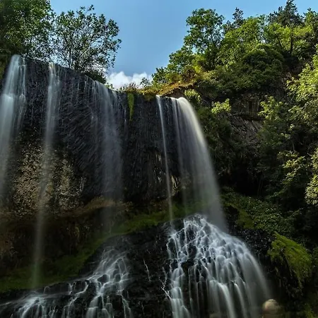 L'arpege Du Puy Jardin Parking Vue