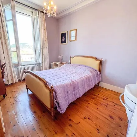 L'arpege Du Puy Jardin Parking Vue * Le Puy-en-Velay