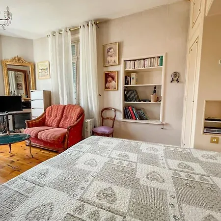 L'arpege Du Puy Jardin Parking Vue Сasa de vacaciones Le Puy-en-Velay