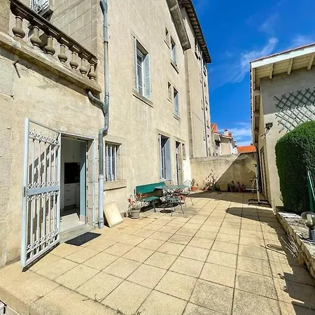 L'arpege Du Puy Jardin Parking Vue *