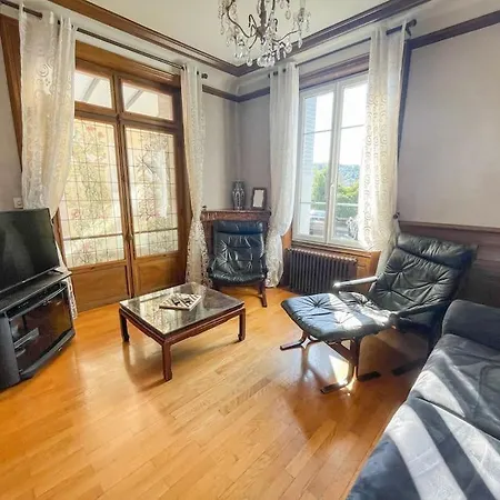 L'arpege Du Puy Jardin Parking Vue Сasa de vacaciones